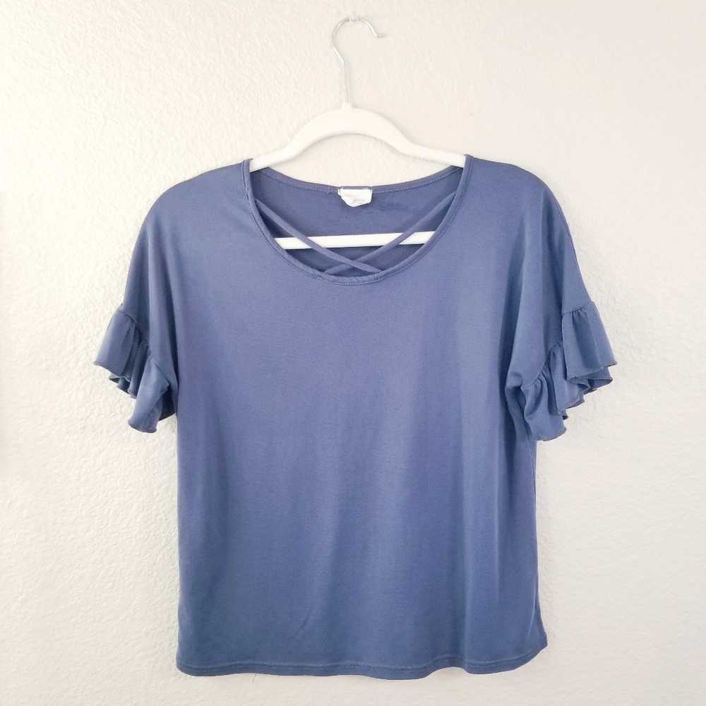 Fancy Sleeve Blouse w. Crossed Neckline Embellish.